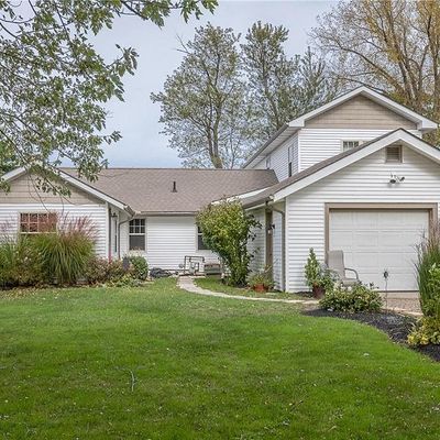 7569 Lakeshore Blvd, Madison, OH 44057