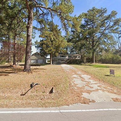 762 Bayside Rd, Elizabeth City, NC 27909