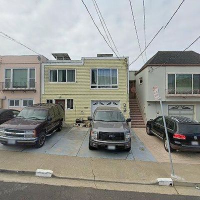 892 Lausanne Ave, Daly City, CA 94014