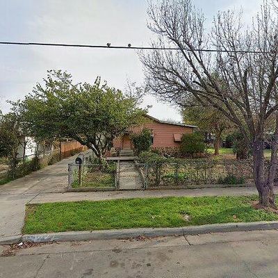 903 S 9 Th St, Fresno, CA 93702