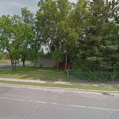 908 1 St Ave Nw, Chisholm, MN 55719