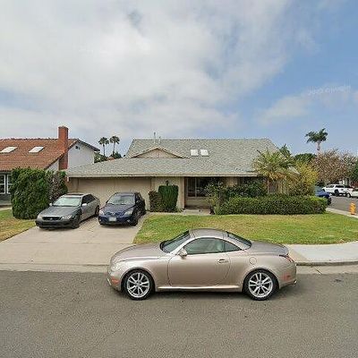 9161 Colbreggan Dr, Huntington Beach, CA 92646