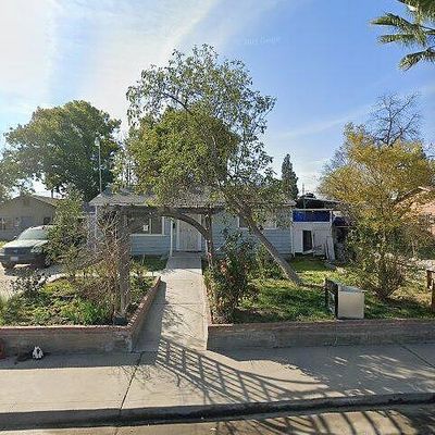 925 W Peralta Way, Fresno, CA 93705