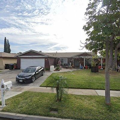 17561 Orange Way, Fontana, CA 92335