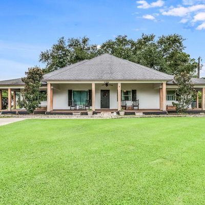 2206 Bushville Hwy, Arnaudville, LA 70512