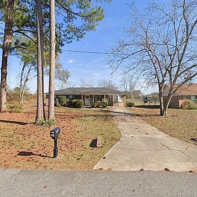 203 Azalea Trl, Sylvester, GA 31791