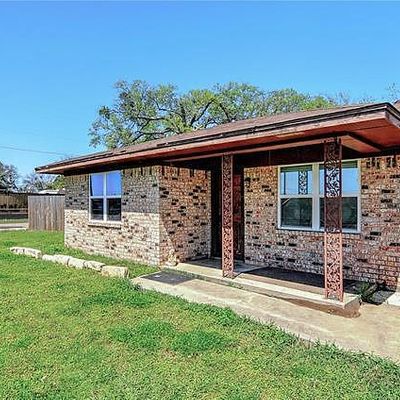 301 Gene Autry Dr, Tioga, TX 76271