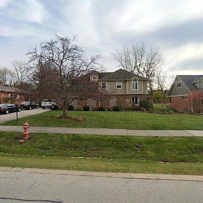 331 E Foster Ave, Roselle, IL 60172