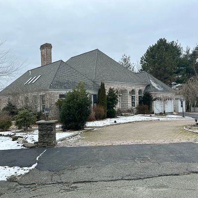 5 Water Wheel Ln, Saugus, MA 01906