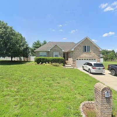 5106 Summit Dr, Greenbrier, TN 37073