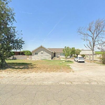 7454 E Clarkson Ave, Selma, CA 93662