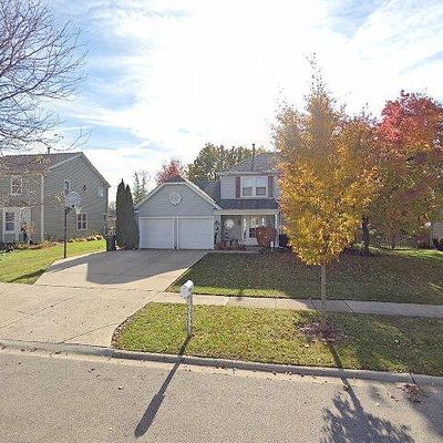 763 Blazing Star Trl, Cary, IL 60013