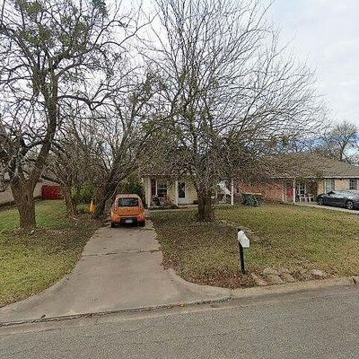 916 N Brents Ave, Sherman, TX 75090