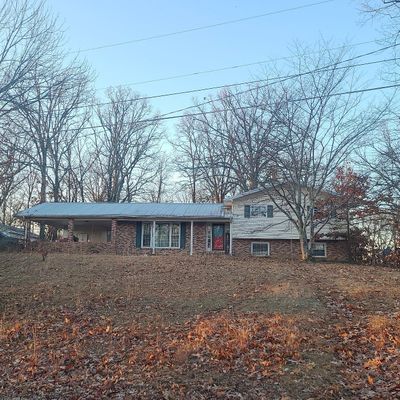 811 Newcomer St, Bloomfield, MO 63825