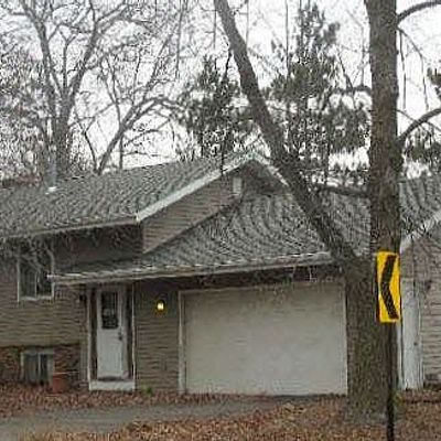 8207 Fawn Lake Dr Ne, Stacy, MN 55079