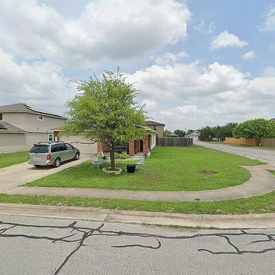 100 Easy St, Hutto, TX 78634