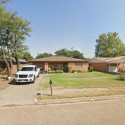 1313 6 Th St, Shallowater, TX 79363