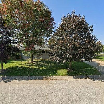 1938 S Crosby Ave, Janesville, WI 53546