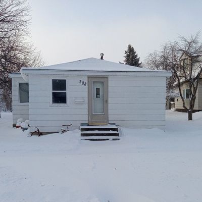 208 2 Nd Ave Sw, Watertown, SD 57201