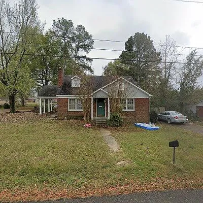 1706 Cruise St, Corinth, MS 38834