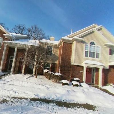 1713 Deepwood Cir, Rochester, MI 48307