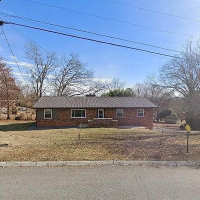 2336 Alice Bell Rd, Knoxville, TN 37914