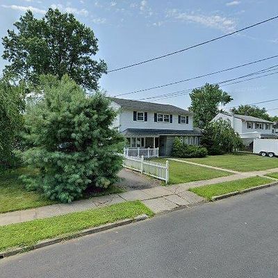 25 E Locust Ave, Colonia, NJ 07067