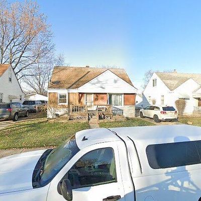 25231 Cole St, Roseville, MI 48066