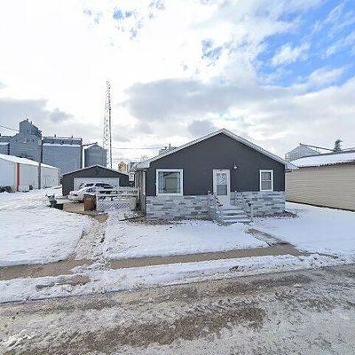 214 W Front St, Larimore, ND 58251