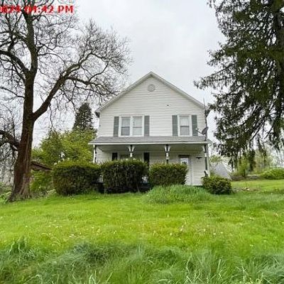 304 Village Rd, Dallas, PA 18612