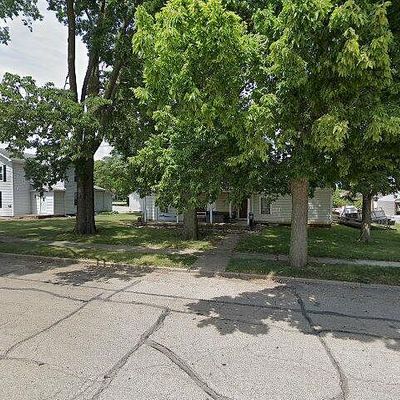 319 W Elm St, Chillicothe, IL 61523