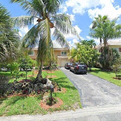 3933 Nw 81 St Ter, Coral Springs, FL 33065