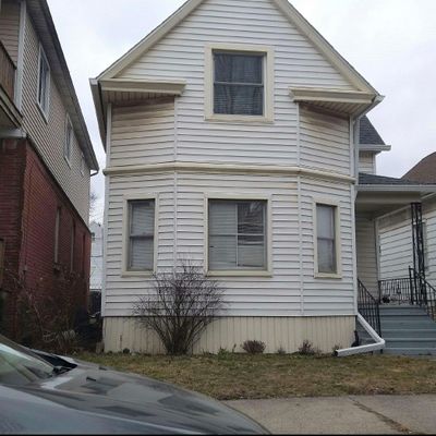 3415 Comstock St, Hamtramck, MI 48212