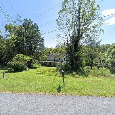 3529 Price Rd, Hamptonville, NC 27020