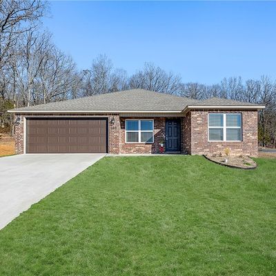 488 Cooper St, Huntsville, AR 72740