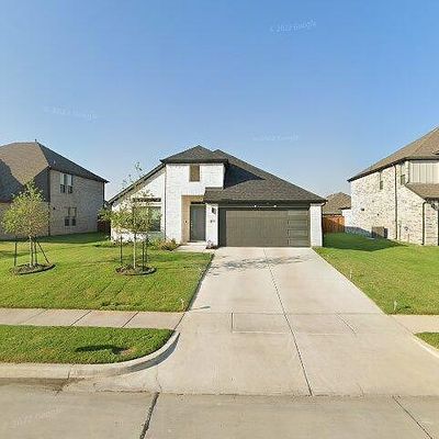 501 Tuscany Dr, Forney, TX 75126