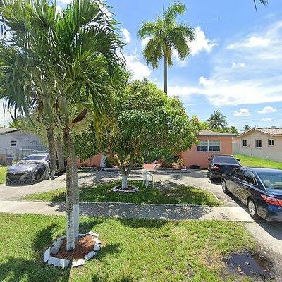4261 Nw 36 Th Way, Lauderdale Lakes, FL 33309