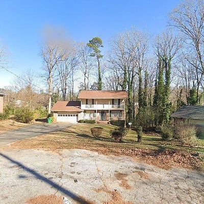 4272 Oakwoods Ct, Stone Mountain, GA 30083