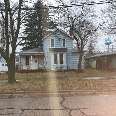 46 Maple St, Sparta, MI 49345