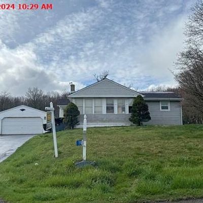 590 Wilson Mill Rd, New Castle, PA 16105