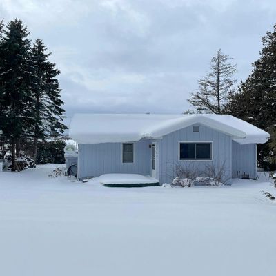 6080 Lake Leelanau Dr, Traverse City, MI 49684