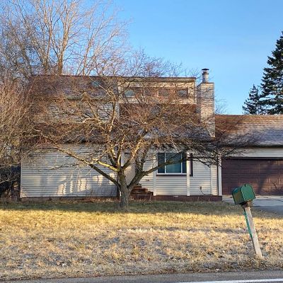 6116 Bishop Rd, Lansing, MI 48911