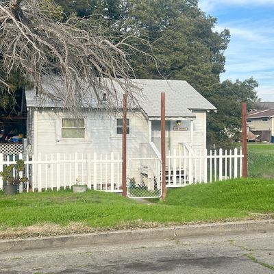 535 E H St, Benicia, CA 94510