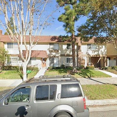 6895 Orangewood Ave, Cypress, CA 90630