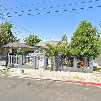 697 Nevada St, Oakland, CA 94603