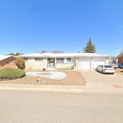 706 Lee Dr, Las Vegas, NM 87701