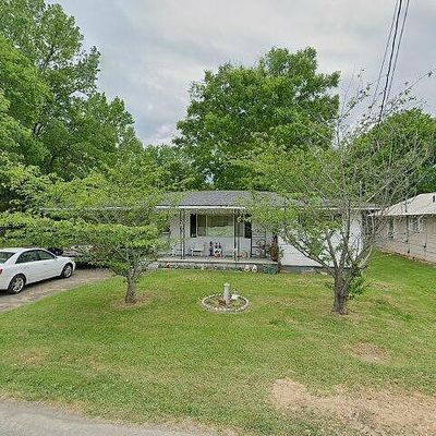 717 Flegal Ave, Rossville, GA 30741