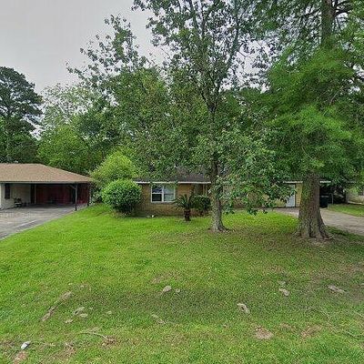 8454 Sharon Hills Blvd, Baton Rouge, LA 70811