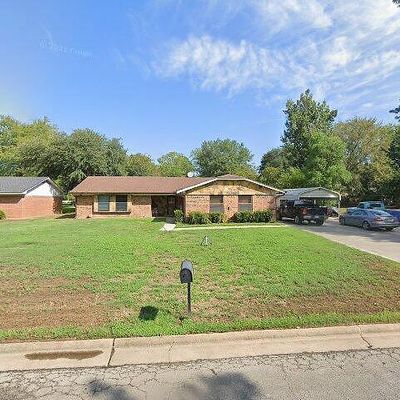 104 Meadowbrook St, Carthage, TX 75633