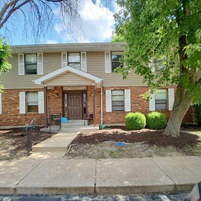 1835 High Sun Dr, Florissant, MO 63031